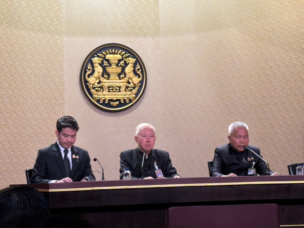 ครม.ตั้ง 8 คกก.จัดพระราชพิธีพระบรมศพฯ ย้ำไม่ห้ามจัดงานอื่นแต่ขอให้เหมาะสม