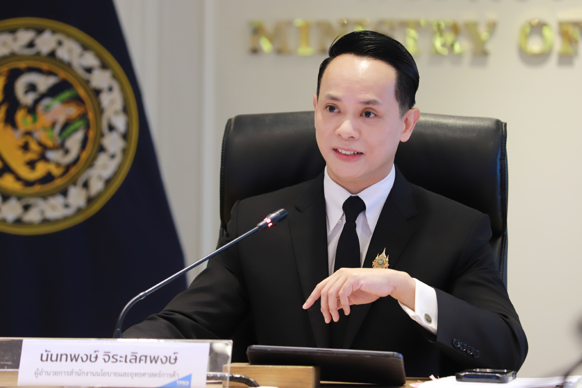 ส่งออกปีนี้พุ่งเป็นประวัติการณ์ ชี้สหรัฐลดดอกเบี้ยกระตุ้นกำลังซื้อ