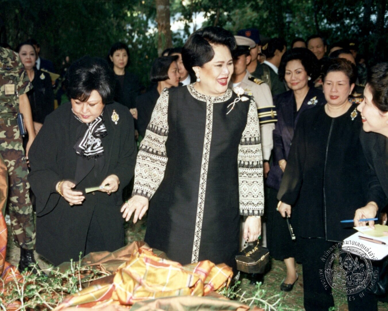 กสทช. ออกแนวปฏิบัติการออกอากาศรายการ ถวายความอาลัยพระบรมราชชนนีพันปีหลวง