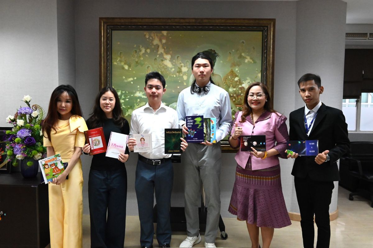 เยาวชน-เครือข่ายโรงเรียนนานาชาติ รวมพลังบริจาคหนังสือส่งเสริมการอ่าน