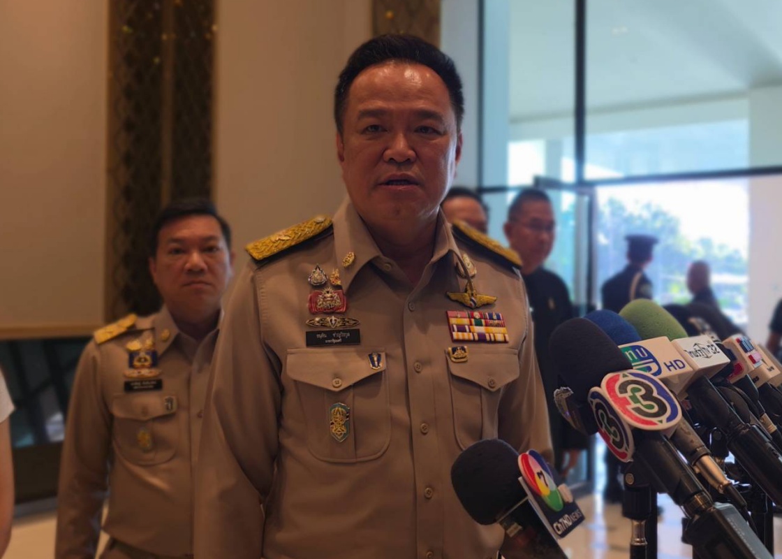 อนุทิน ให้รอดูพรุ่งนี้ ชทพ.ย้ายซบหรือไม่ สั่งสอบปมซื้อขายตำแหน่งตำรวจ ภ.4 