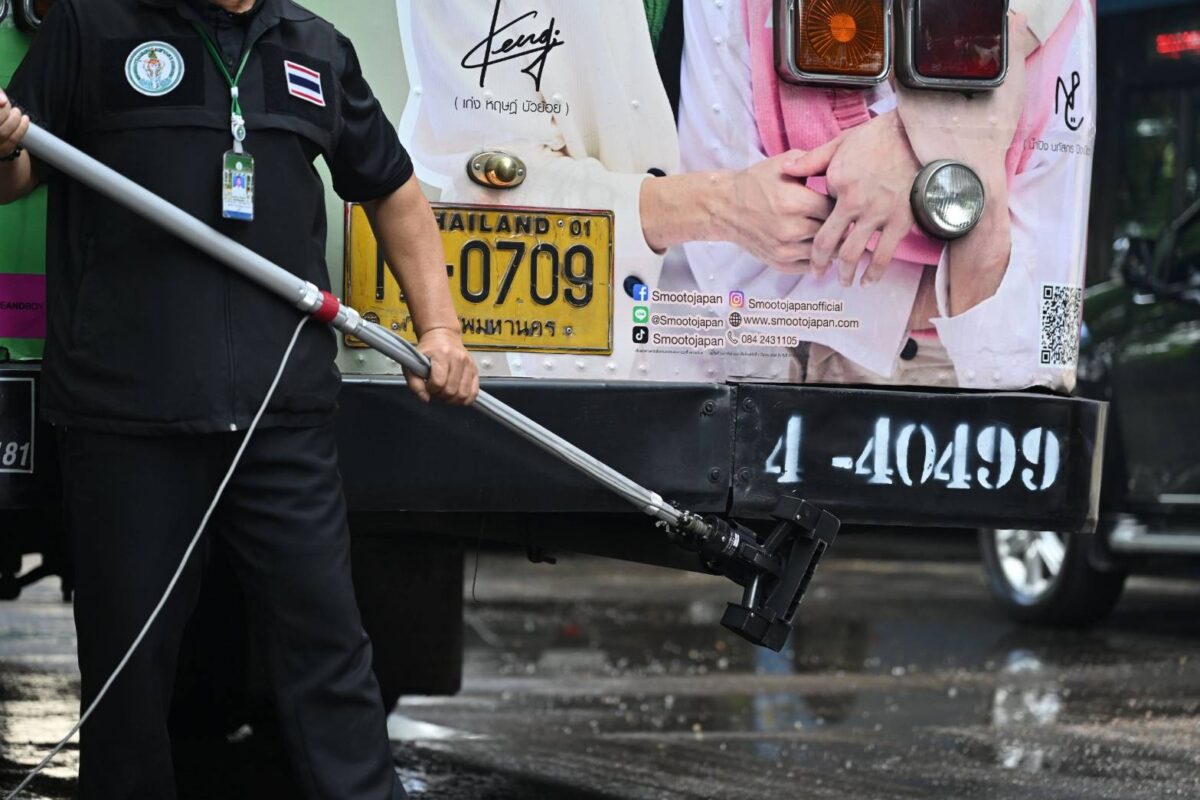 ตรวจควันดำรถยนต์ หลังมาตรการใหม่ พบไม่ผ่านมาตรฐาน 21 คัน