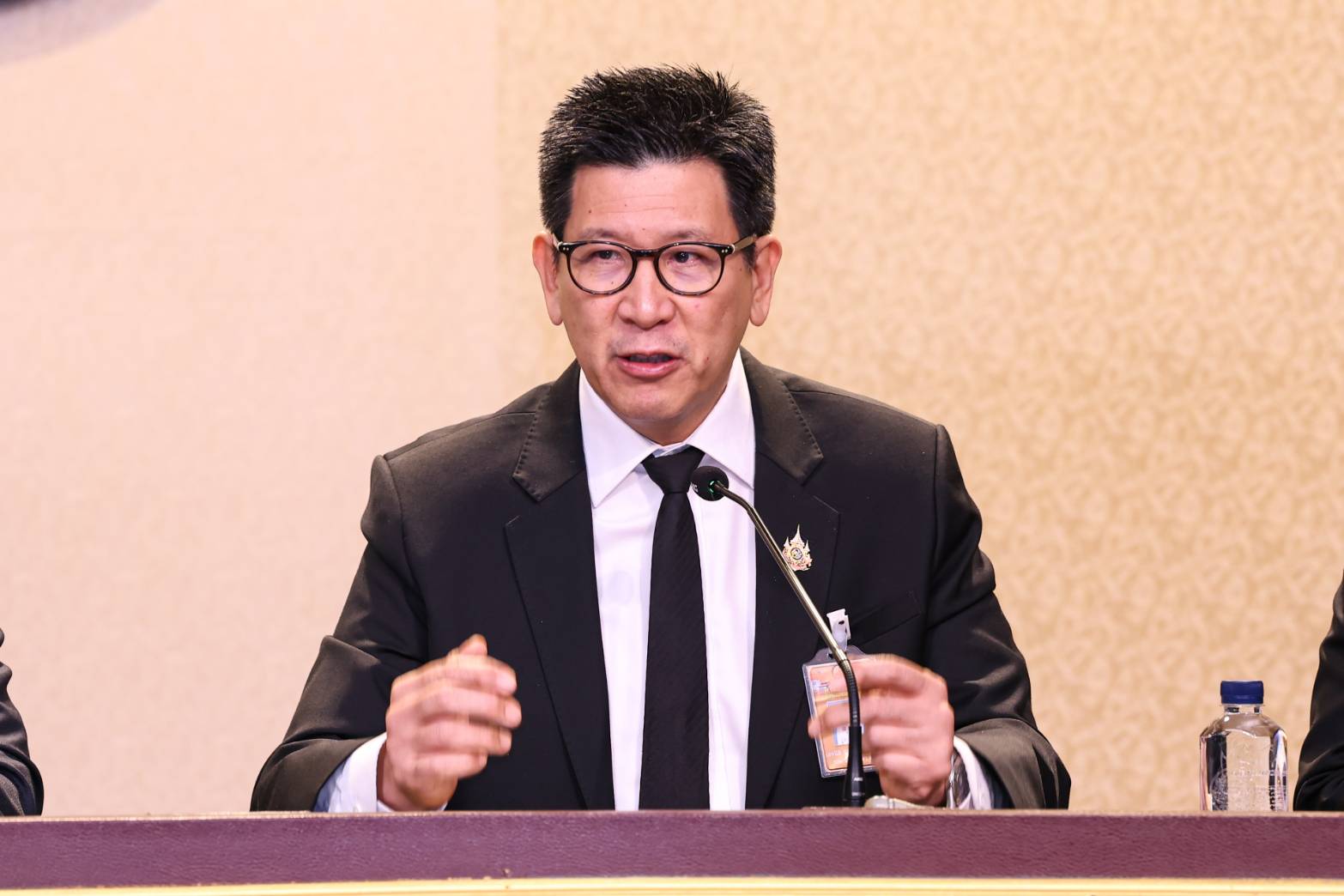 เอกนิติ นิติทัณฑ์ประภาศ