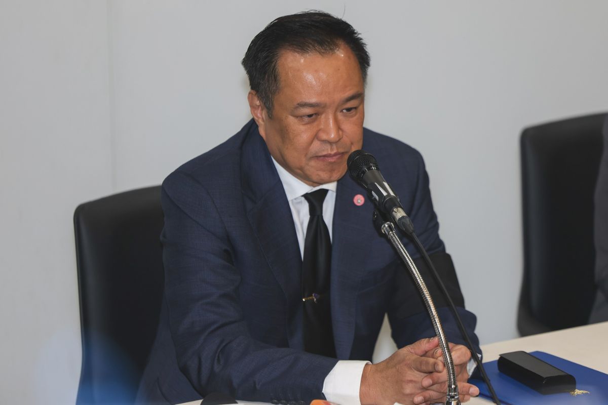 นายกฯถกจัดงบฯฟื้นฟูน้ำท่วมใต้ เพิ่มเงินผู้ว่าฯ 100 ล้าน เคลมประกันถ่ายรูปได้เงินทันที