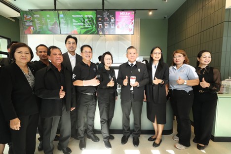 ประชารัฐรักสามัคคีระยอง จับมือ PTTOR  เปิดร้าน Cafe Amazon สาขาศูนย์ราชการจังหวัดระยอง