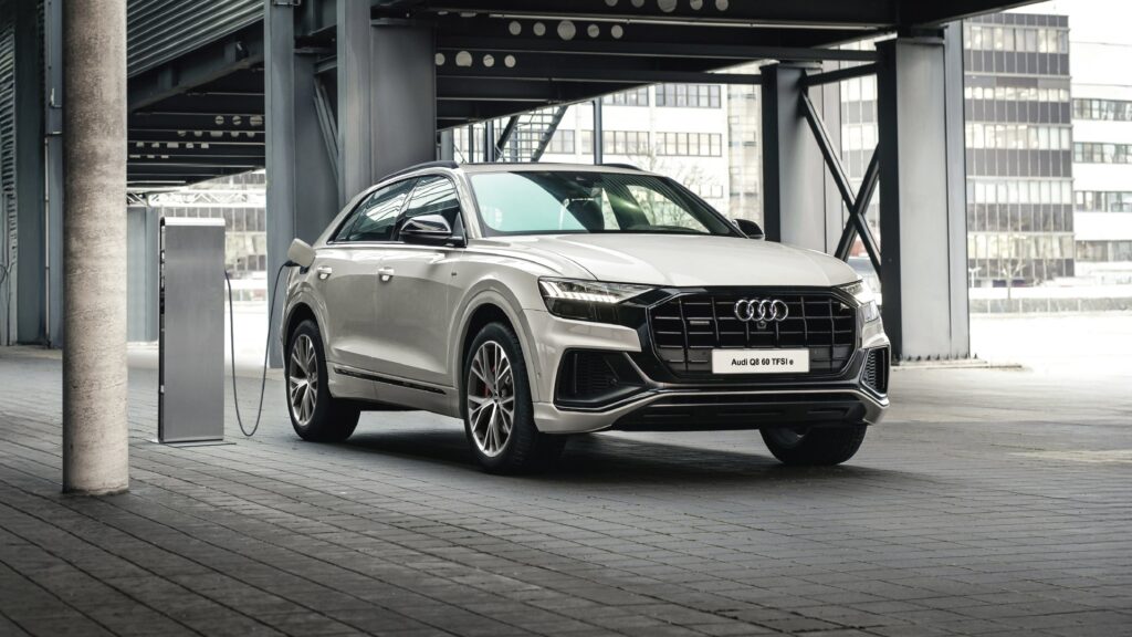 AUDI
