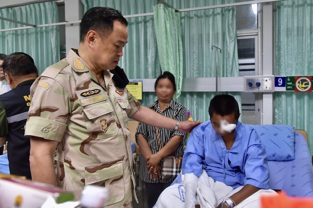 นายอนุทิน ชาญวีรกูล