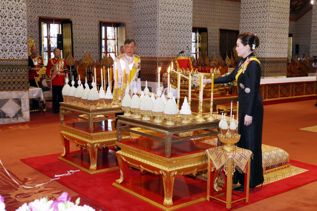 ในหลวง พระราชินี