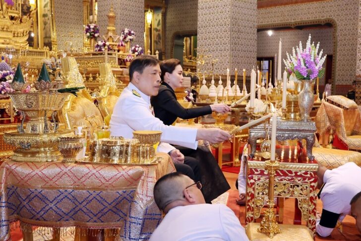 ในหลวง-พระราชินี
