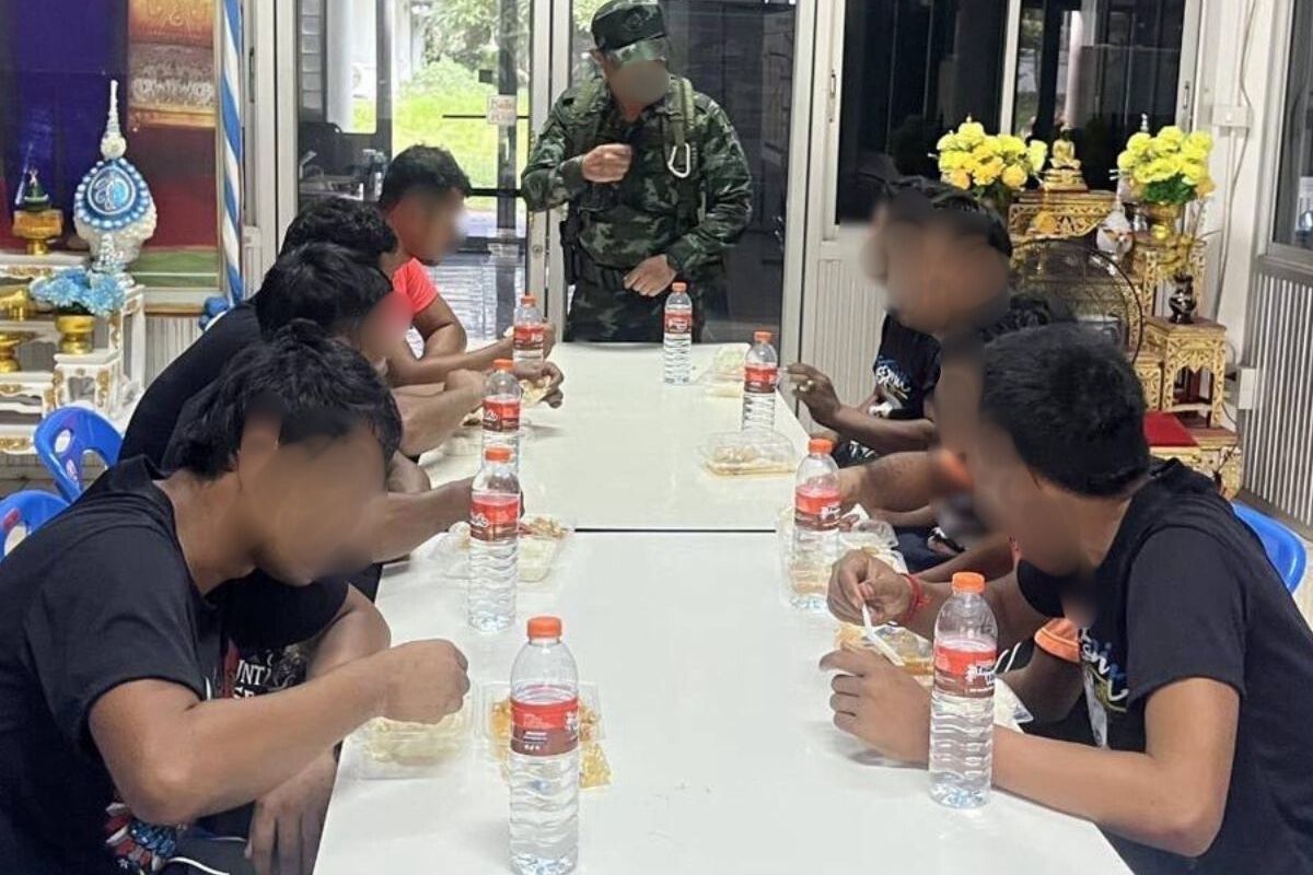 กองทัพบกเตรียมปล่อยตัว 18 เชลยกัมพูชา 12 พ.ย.นี้ จุดผ่านแดนถาวรบ้านผักกาด