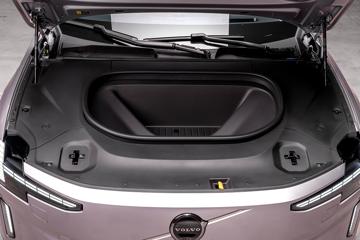 Volvo ES90