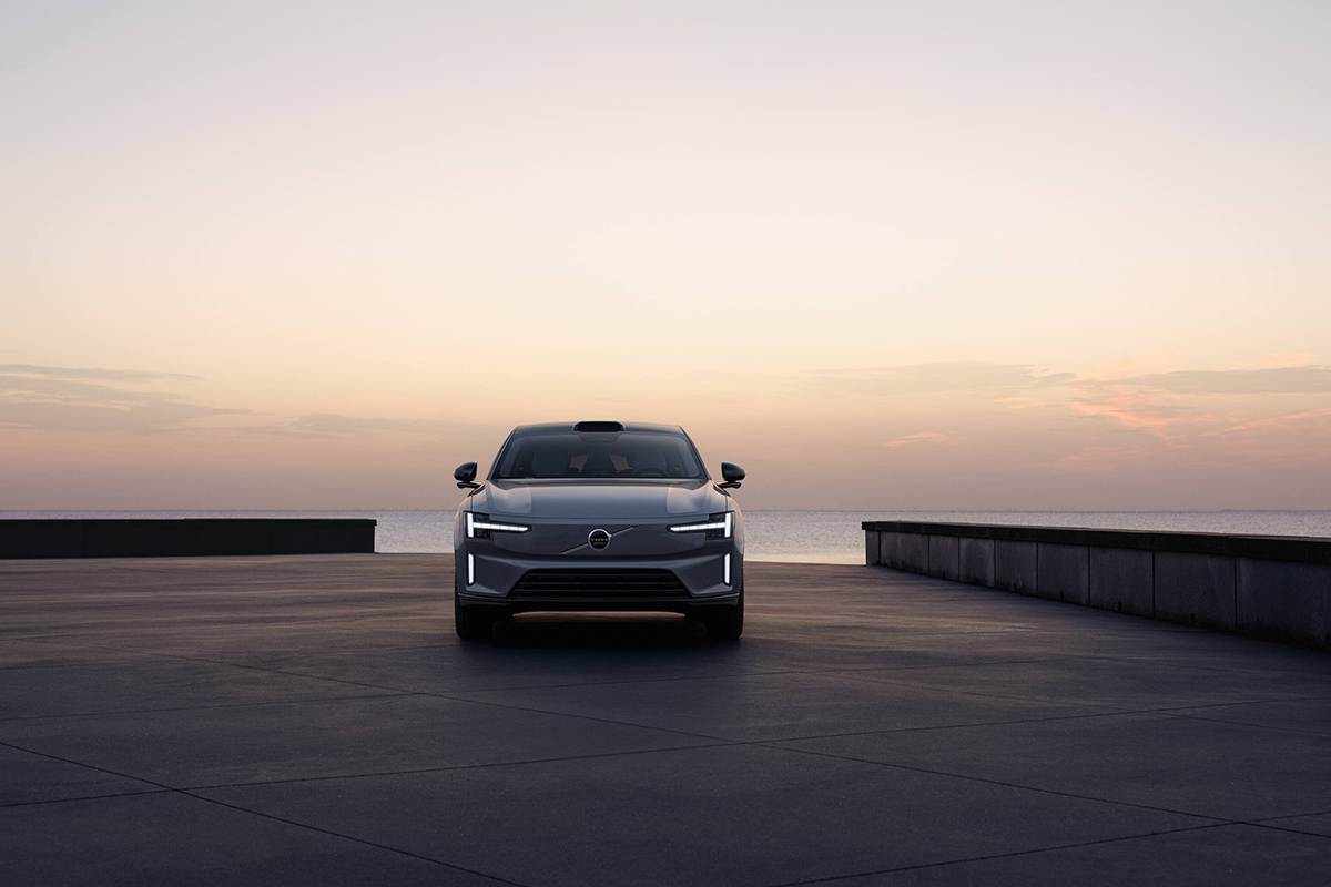 Volvo ES90