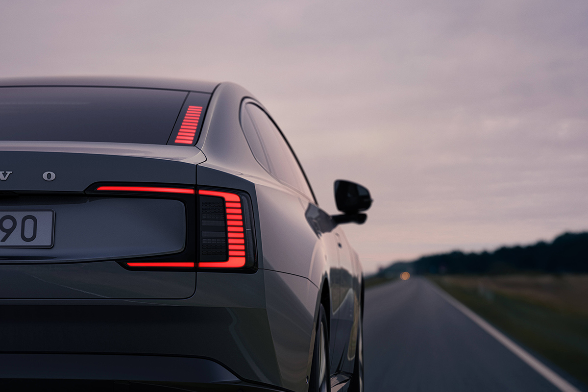 Volvo ES90
