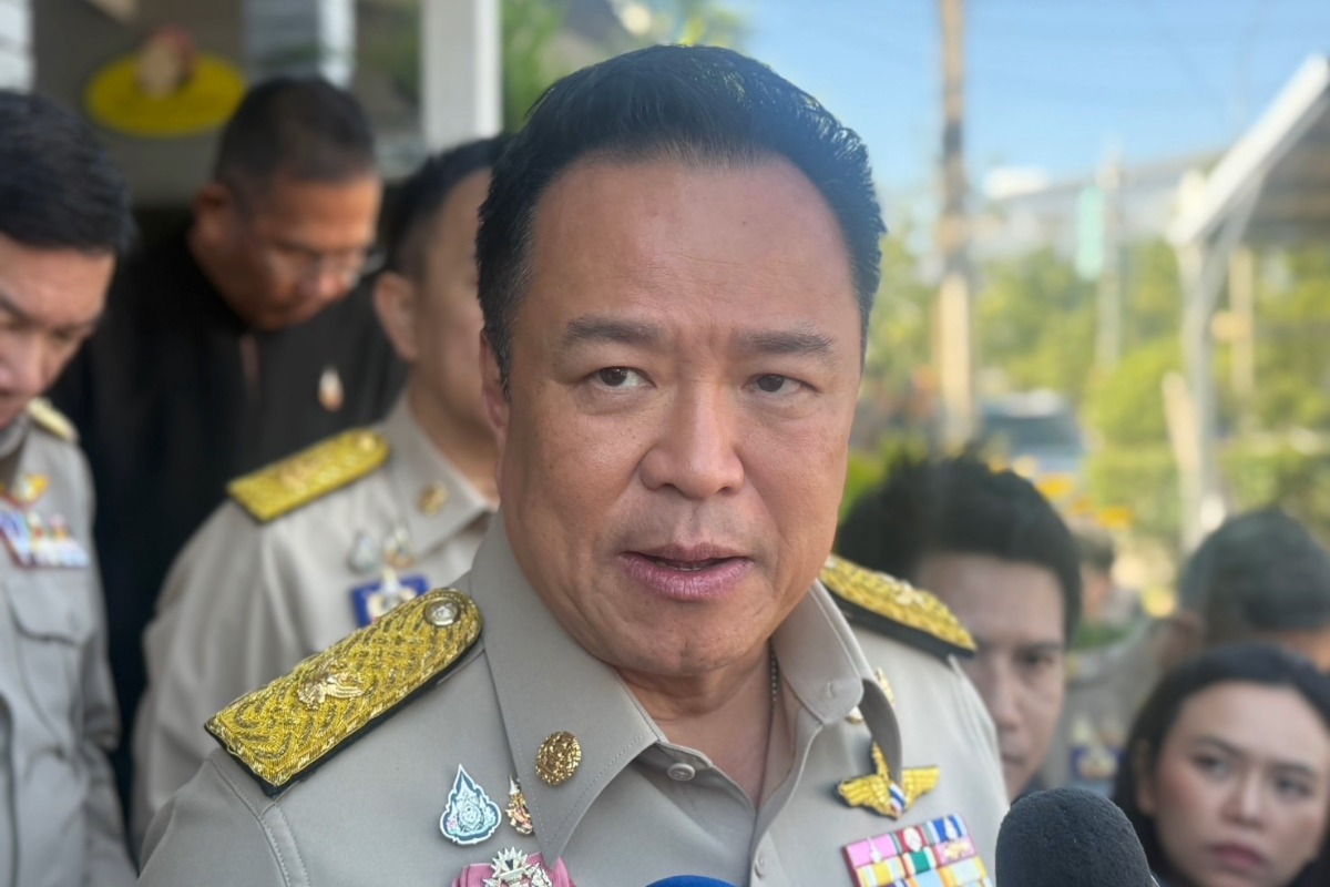 นายกฯ ลงใต้ตรวจน้ำท่วมหาดใหญ่ สั่งระดมเครื่องจักรใหญ่ช่วยผู้ประสบภัย