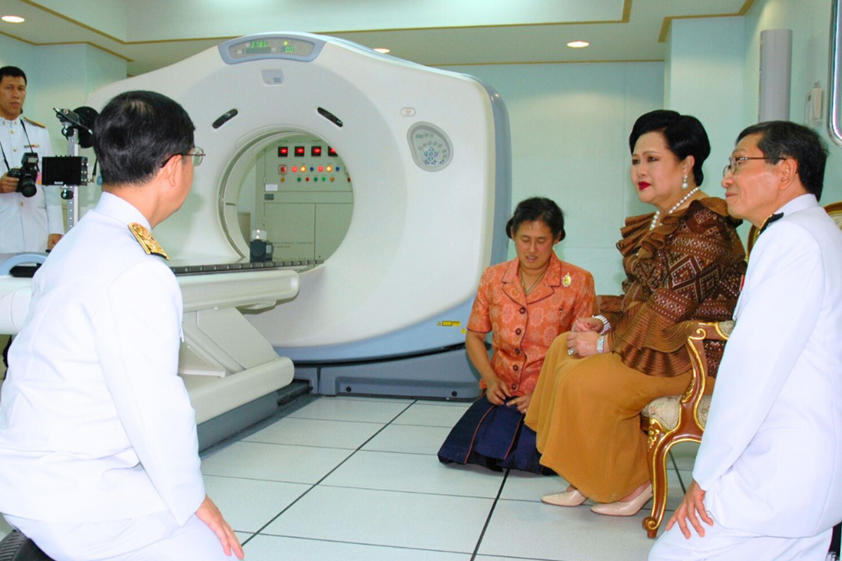 องค์อุปถัมภ์ ผู้ทรงคุณูปการ รักษาโรคมะเร็งเต้านมของชาติ