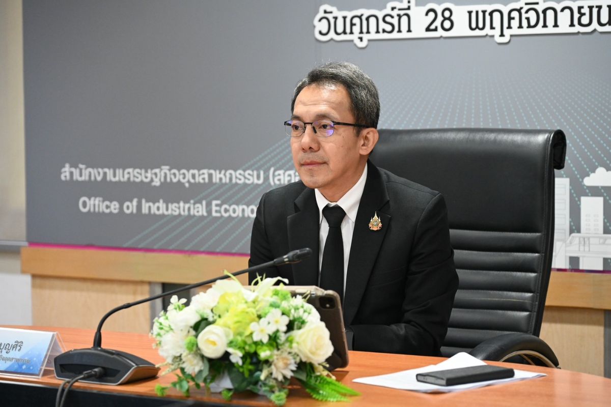 สศอ. ส่งสัญญาณเฝ้าระวัง ปัจจัยในประเทศอยู่ในวัฏจักรขาลง ทั้งการลงทุน ความเชื่อมั่น คำสั่งซื้อ