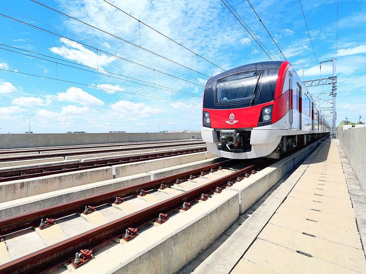 พิพัฒน์แจงค่ารถไฟฟ้าสายสีแดงเกิน 40 บาท เหตุลืมคิดคนไม่มีบัตร EMV