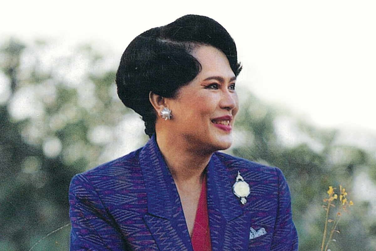 ดอกไม้แห่งแผ่นดิน “สมเด็จพระนางเจ้าสิริกิติ์”