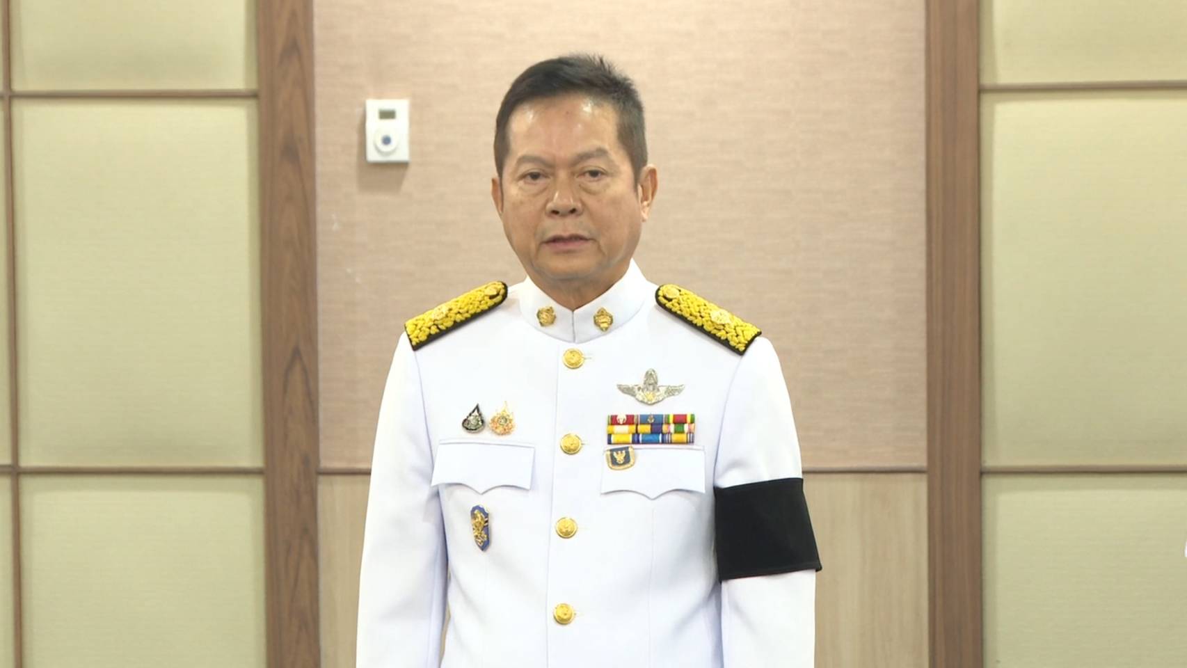 ณรงค์ กลั่นวารินทร์