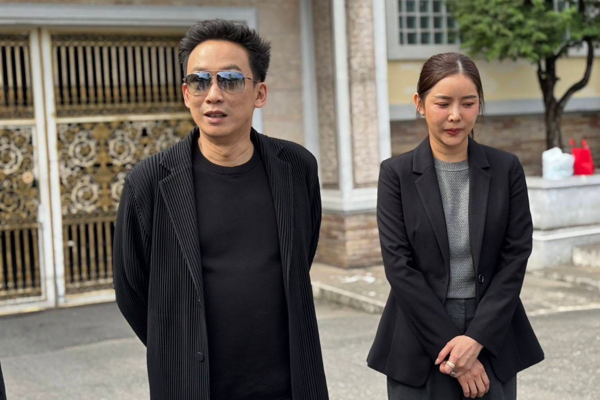 โอ๊คเยี่ยมทักษิณ ปัดคุยการเมืองหลังยุบสภา เรือนจำชี้ เม.ย. ได้ปรับเป็นผู้ต้องขังชั้นดี
