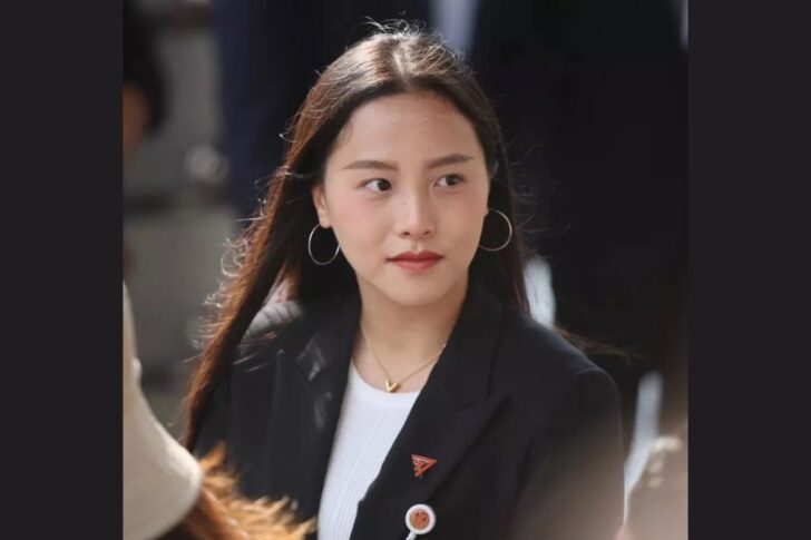 ไอซ์ รักชนก โพสต์ถึงนิด้า หลังโดนอาจารย์คนดังขุดประวัติโจมตี