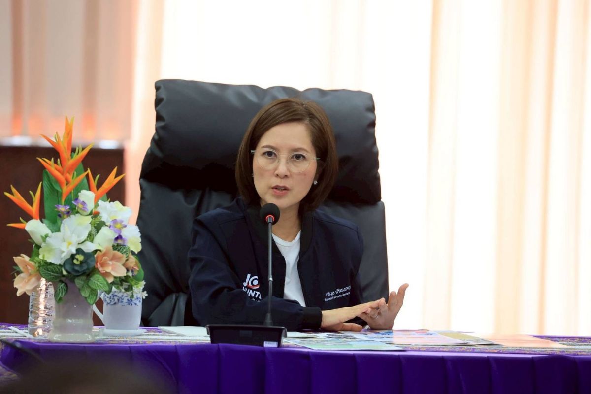 รมว.แรงงานส่ง 7 มาตรการเร่งด่วนฟื้นฟูคุณภาพชีวิตนายจ้าง-ลูกจ้างน้ำท่วมใต้