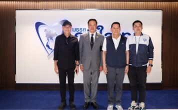 ‘นายกเบี้ยว’ พาลูกชาย ‘มนัสนันท์’ ย้ายซบ ภท. พร้อม สส.เพื่อไทย 'นายกฯ เบี้ยว' พาลูกชาย 'มนัสนันท์' ย้ายซบ ภท. พร้อม สส.เพื่อไทย