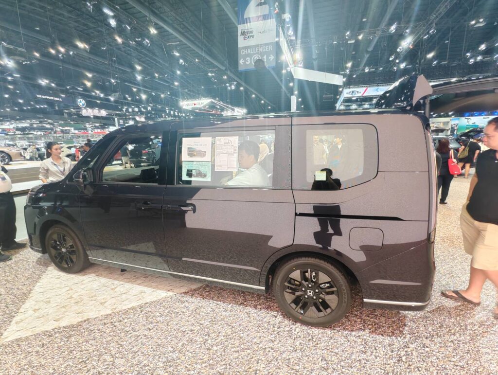 Honda STEP WGN eHEV