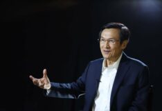 จาตุรนต์หนุนผนึกพรรค-ภาคประชาชน ดันประชามติรัฐธรรมนูญใหม่ จาตุรนต์ ฉายแสง