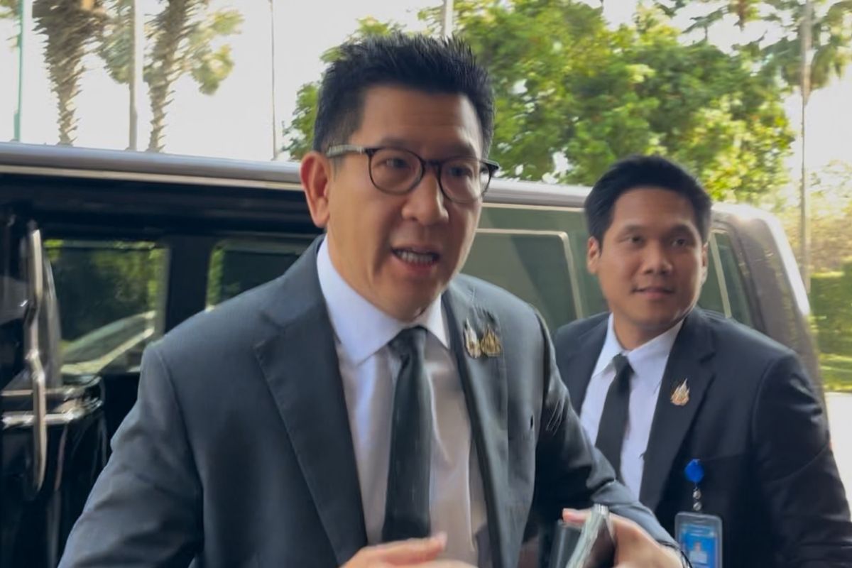 เอกนิติ ปัดตอบเหตุปะทะไทย-กัมพูชา ส่งผลดีลภาษีสหรัฐหรือไม่