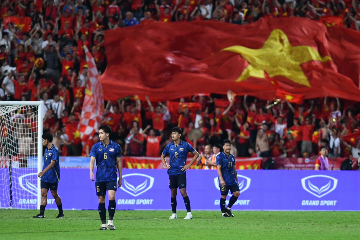 ไทยนำโด่งใกล้แตะ 200 ทอง ซีเกมส์ ชวดทองฟุตบอลชายหลังพ่ายเวียดนามสุดดราม่า