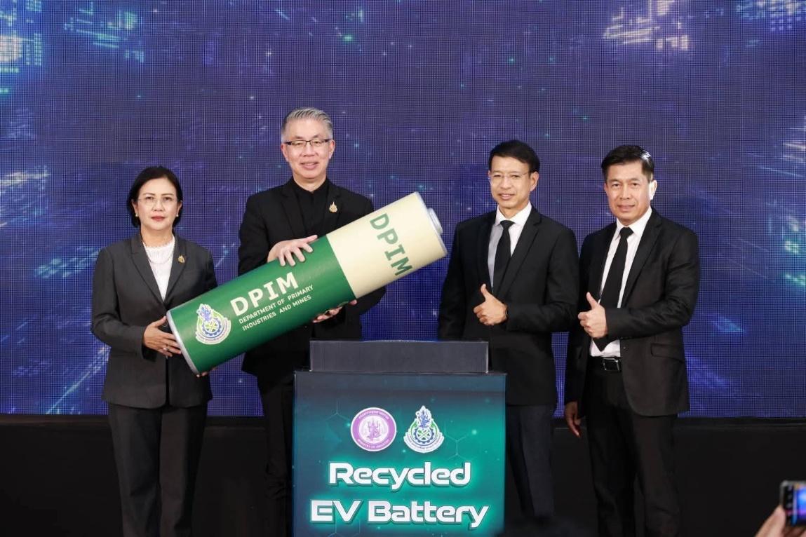 กพร.เปิดตัว “ต้นแบบแบตเตอรี่ EV จากการรีไซเคิล” ปลดล็อกเศรษฐกิจไทย 