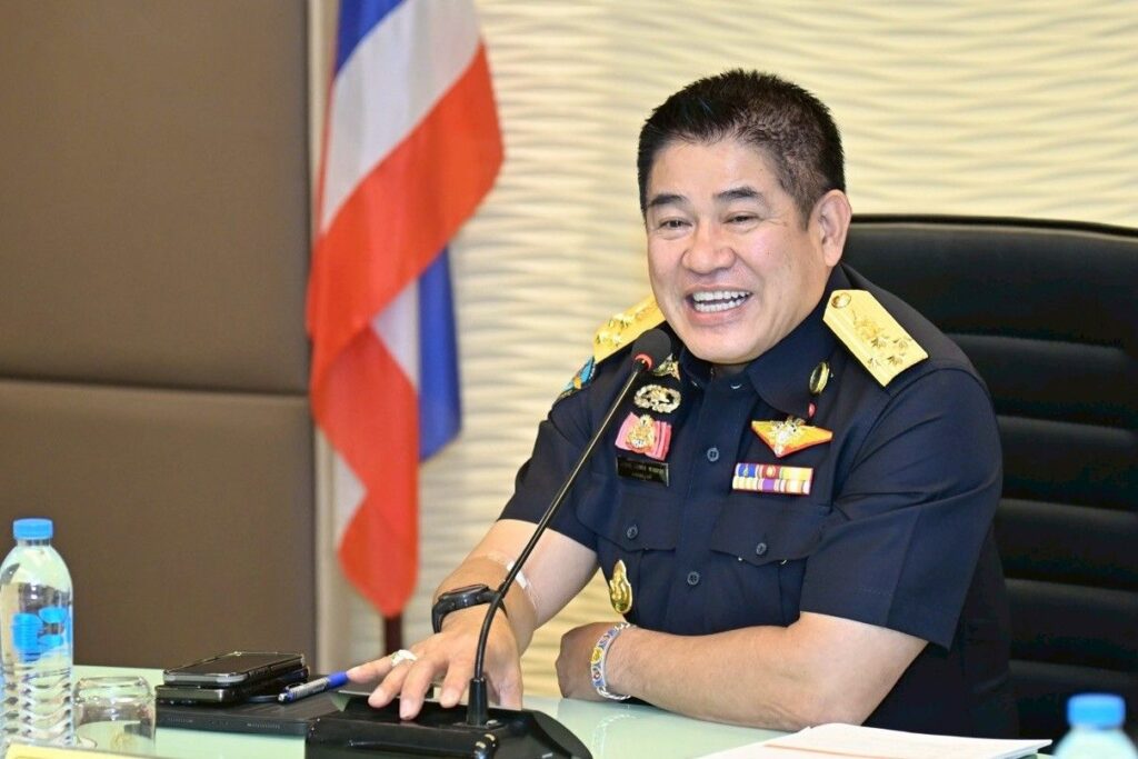 ร้อยเอก ธรรมนัส พรหมเผ่า