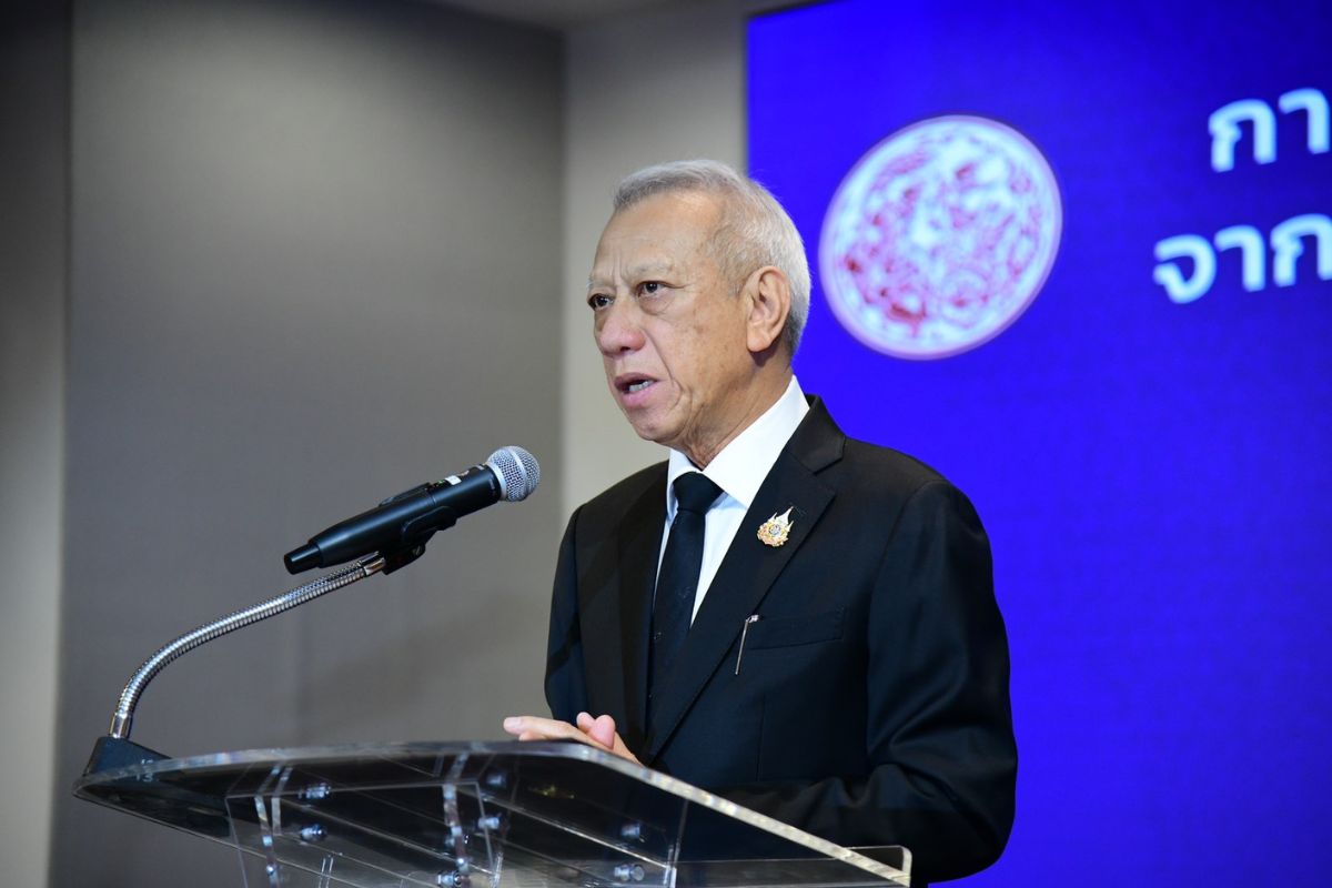 พิพัฒน์ เป็นสักขีพยาน เอกชนมอบเงินเยียวยา 1.15 ล้าน เหตุเครนถนนพระราม 2 ถล่ม