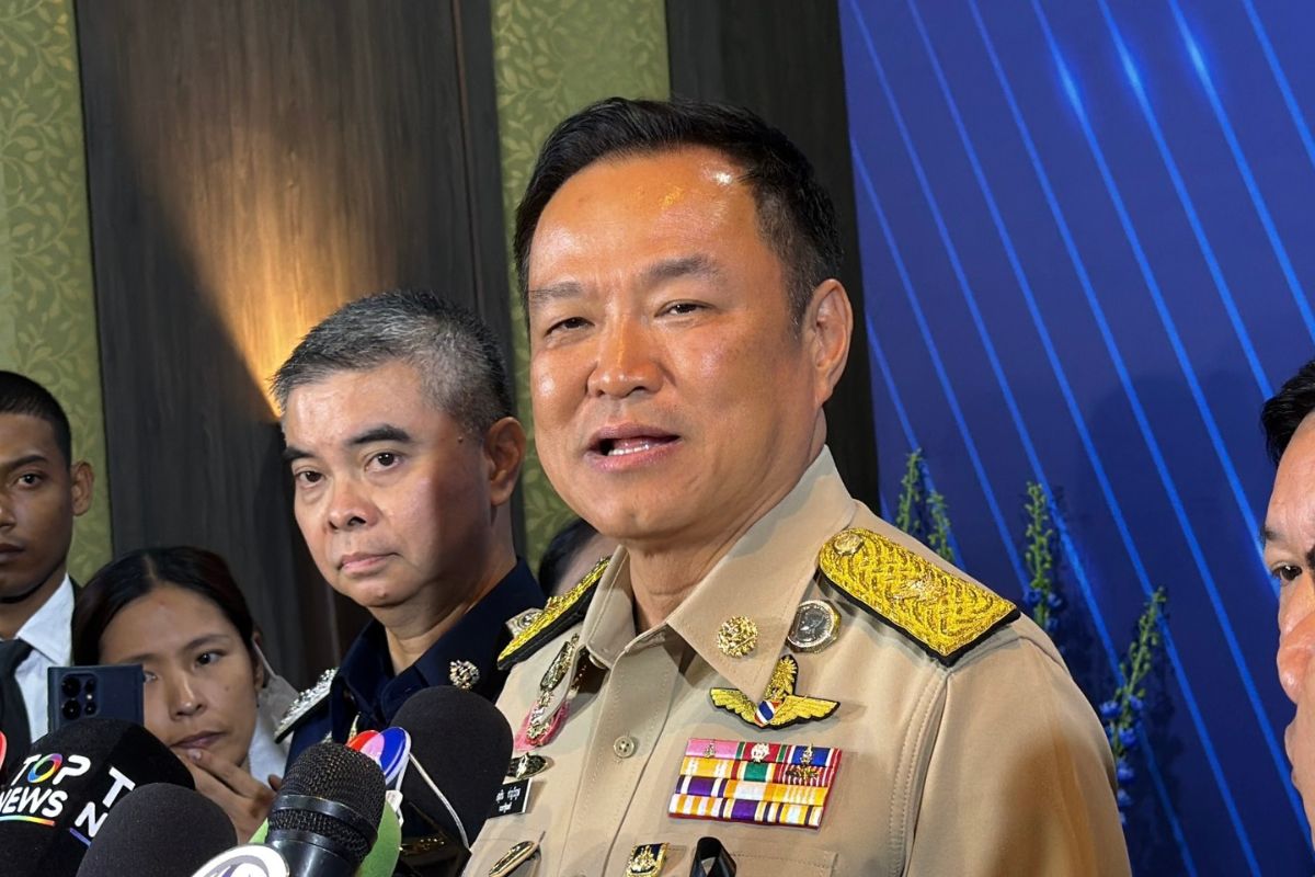 ‘อนุทิน’ ซัดธนาธรทวงค่าซ่อมบ้านหาดใหญ่ ชี้ไม่ใช่หน้าที่นักการเมือง