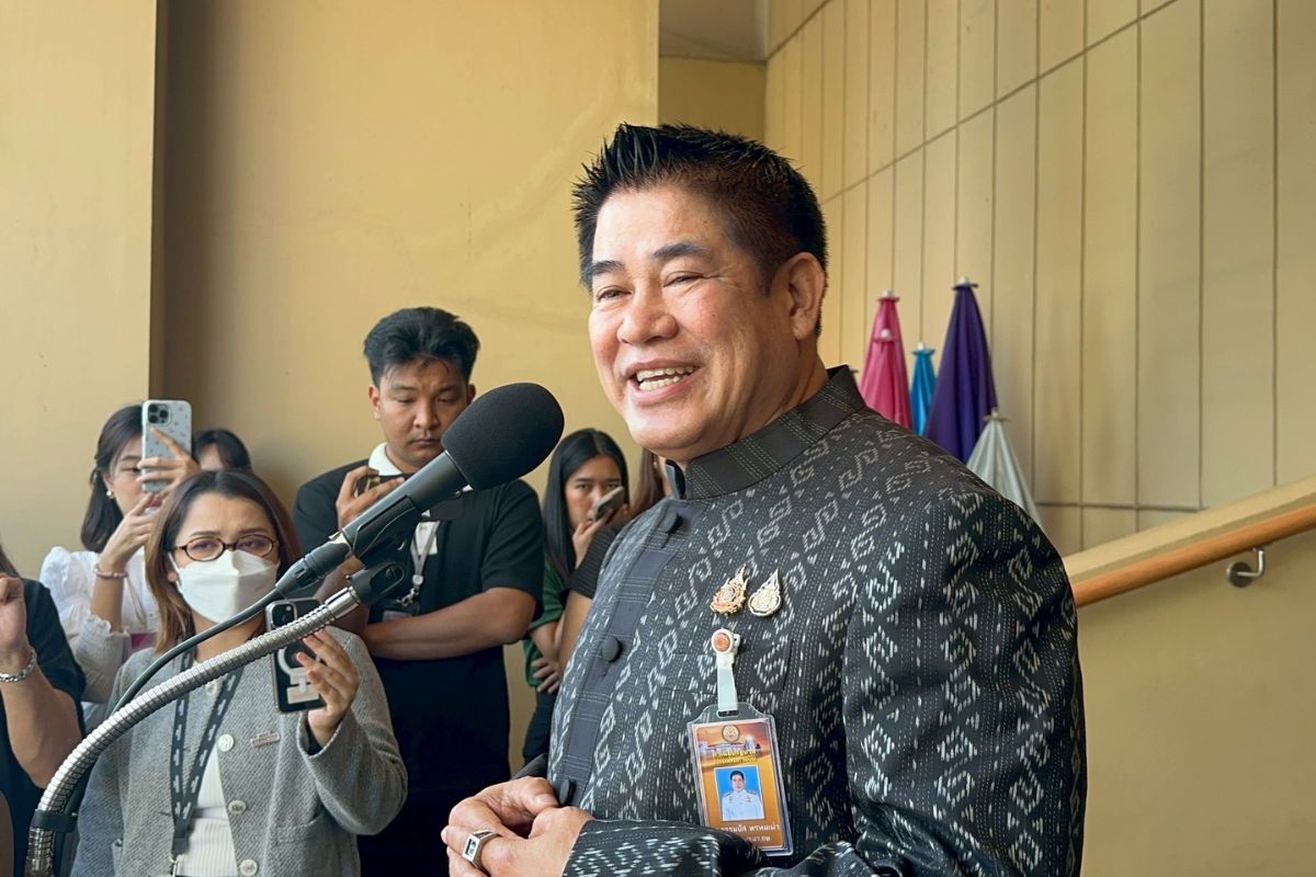 ธรรมนัส เมินหลุดโพลภาคใต้ ชี้มียุทธศาสตร์ไม่ขายฝัน ขู่พรรคเล่น กธ. บอกสวนกลับจะหนาว