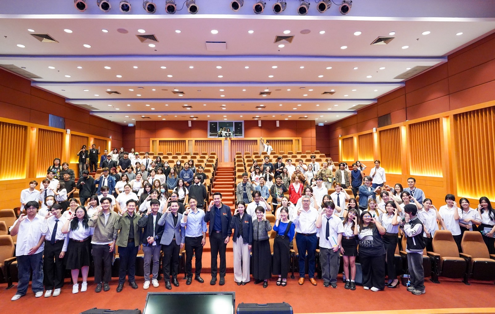 นิเทศฯ DPU ผนึก สสส. เปิดเทศกาล “FD Showtential” ปั้น 15 หนังสั้น