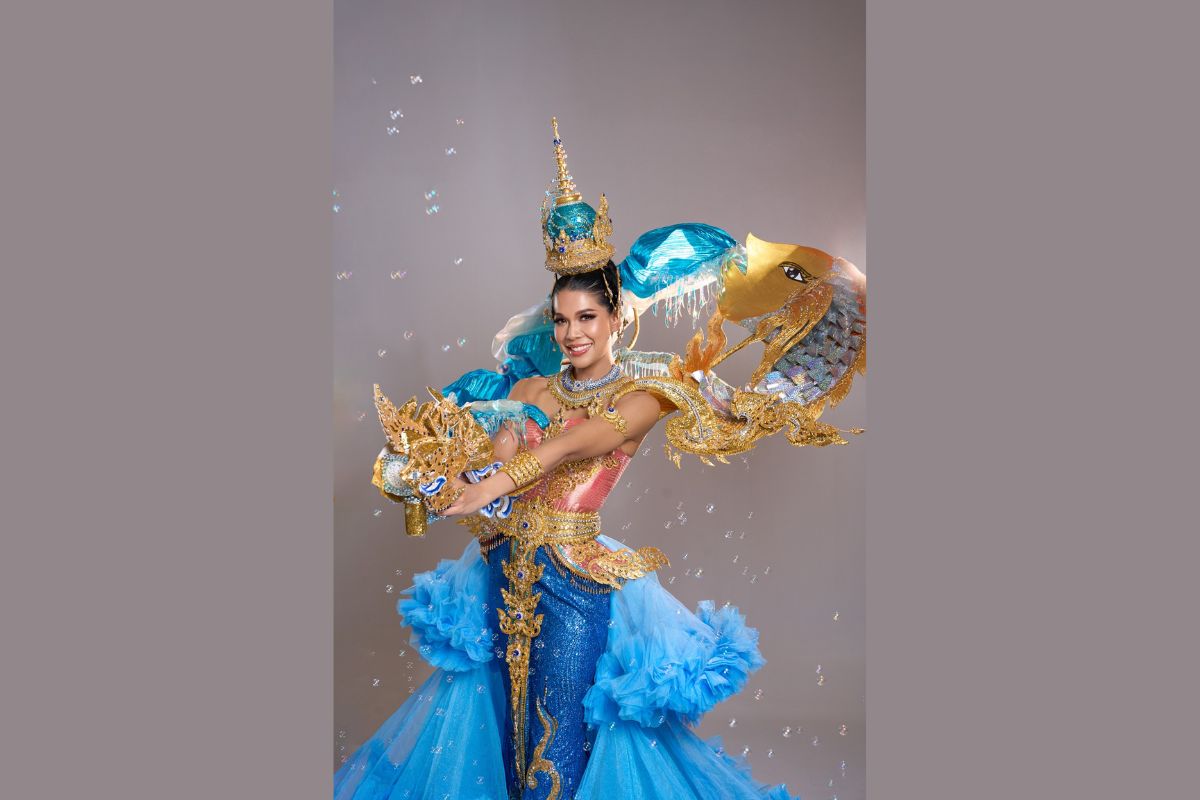 คุณแม่แซมมี่คว้ามงฯ Mrs. World 2025 พร้อม Best National Costume