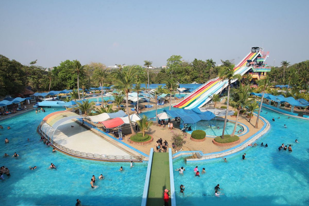 สยามอะเมซิ่งพาร์ค จัดใหญ่เที่ยวสวนน้ำ-สวนสนุกไม่อั้นทั้งวันแค่ 99 บาทรับวันเด็ก 10-12 ม.ค.นี้