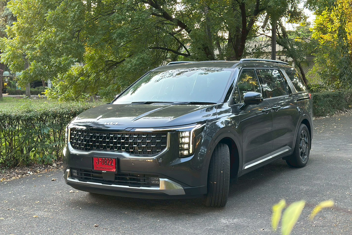 KIA CARNIVAL