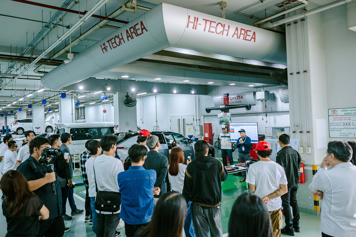 Toyota มัดใจลูกค้า 560 องศา ย้ำความมั่นใจ ‘ศูนย์บริการมาตรฐาน’
