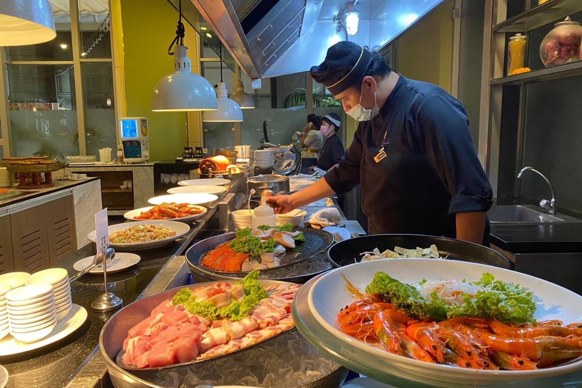 วันมาฆบูชา 3 มี.ค.นี้ อายุ 65 ปีทานฟรี โรงแรมมิราเคิล แกรนด์ คอนเวนชั่น