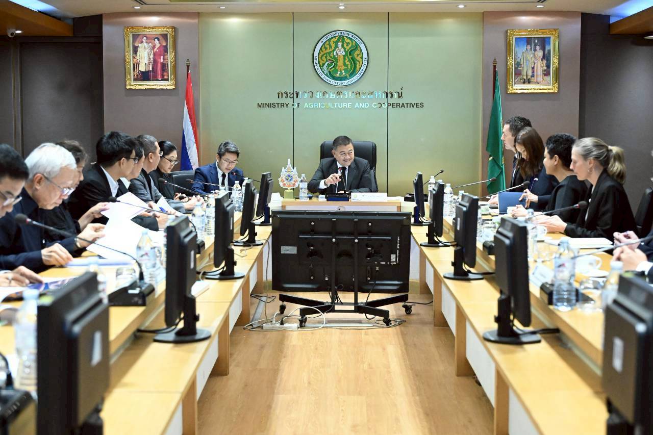 เกษตรฯ ผนึก ADB ร่วมมือพัฒนาระบบน้ำ-แก้ฝุ่น PM 2.5 พร้อมนำร่องเดินหน้า