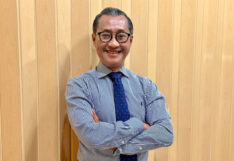 รองศาสตราจารย์ ดร.อัทธ์ พิศาลวานิช