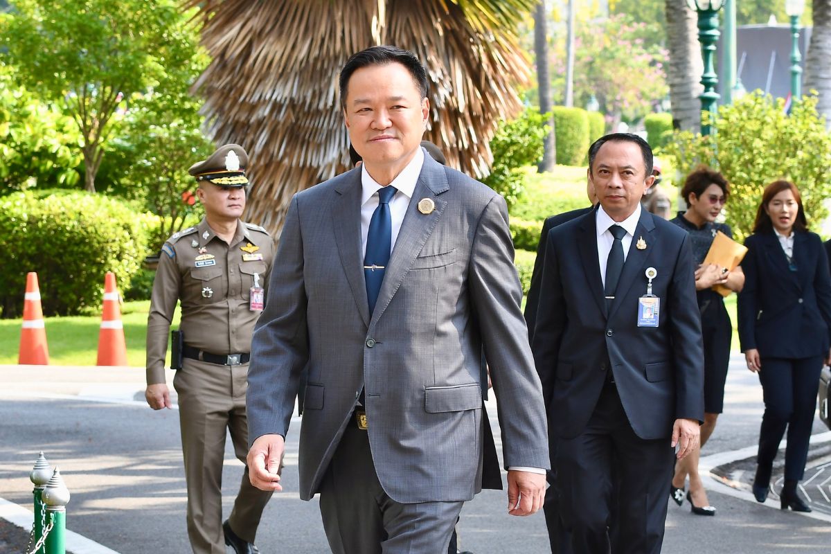 โผ ‘ครม.อนุทิน 2’ ภูมิใจไทย 19 เก้าอี้ เพื่อไทย 8 ที่เหลือ พปชร.-พรรคเล็ก คนนอกคุมกลาโหม