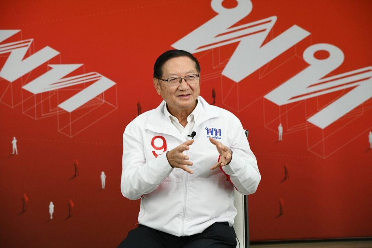 เพื่อไทย ย้ำ ‘เศรษฐีเงินล้าน’ ไม่ใช่แจกเงิน แต่หารายได้เข้าระบบ ตั้งเป้าเพิ่ม 1 แสนล้าน