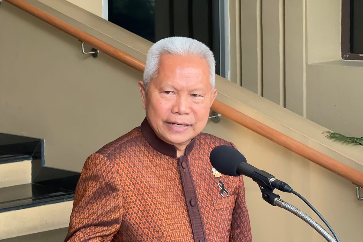 โสภณ ปัดยังไม่ถูกดีลนั่ง ‘ประธานสภา’ รอ กกต.รับรอง ย้ำทำเต็มที่ทุกตำแหน่ง