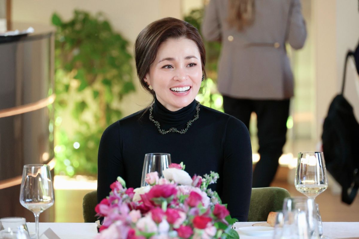 พระราชินี ทรงร่วมงานถวายพระกระยาหารกลางวัน โอกาสเสด็จเยือนอิตาลี