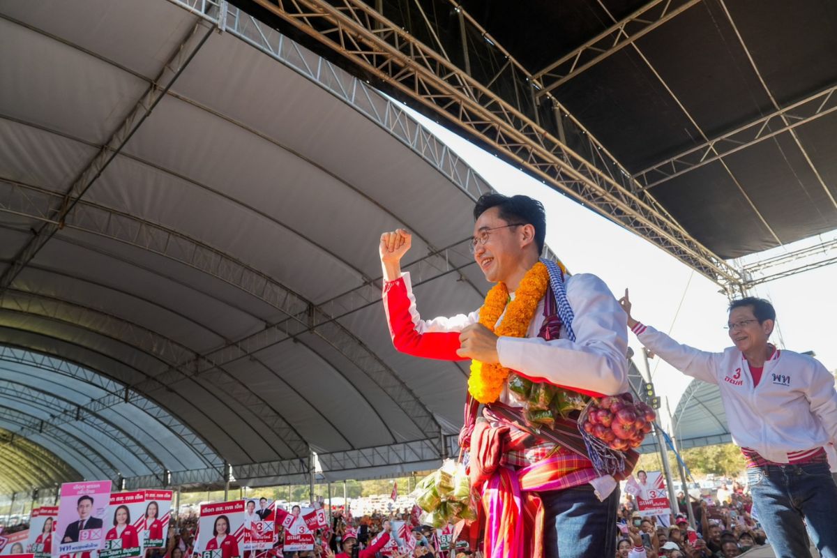 ‘ยศชนัน’ ชี้หมดเวลาโจมตีกัน ประเทศต้องสมานฉันท์ ขอศรีสะเกษยกจังหวัด