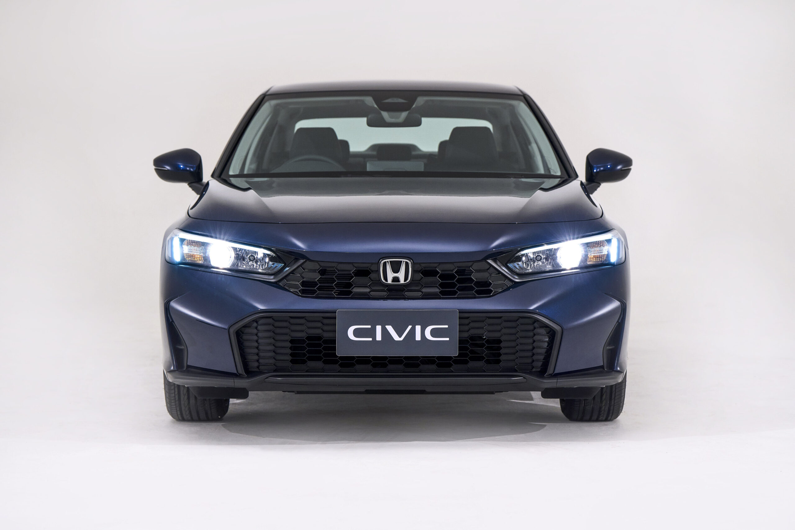 ปรับไลน์อัพ ฮอนด้า ซีวิค ใส่ e:HEV ทุกรุ่นย่อย ขายเริ่มต้น 9.49 แสนบาท